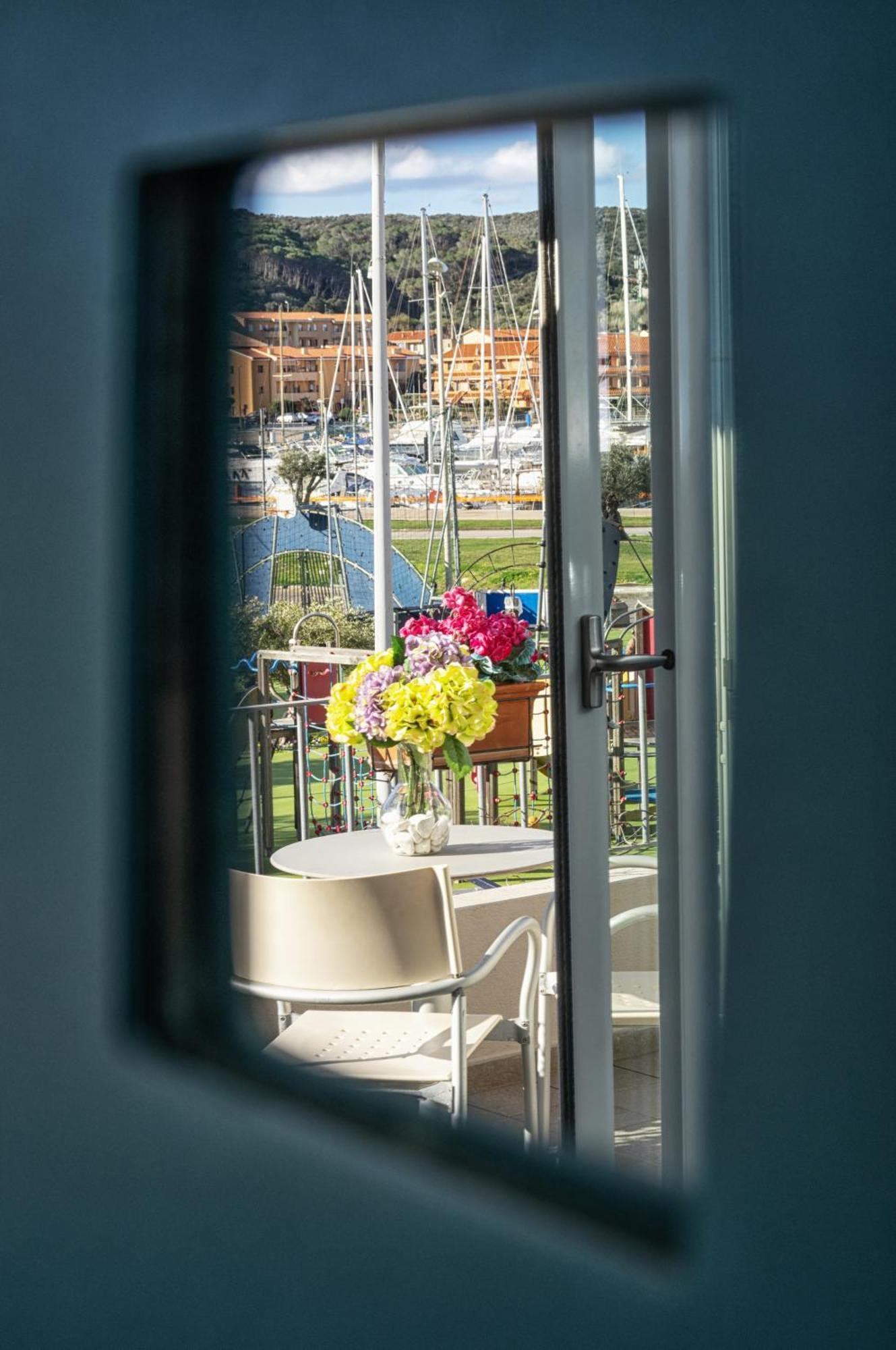 Bassa Prua Bed & Breakfast Palau Dış mekan fotoğraf