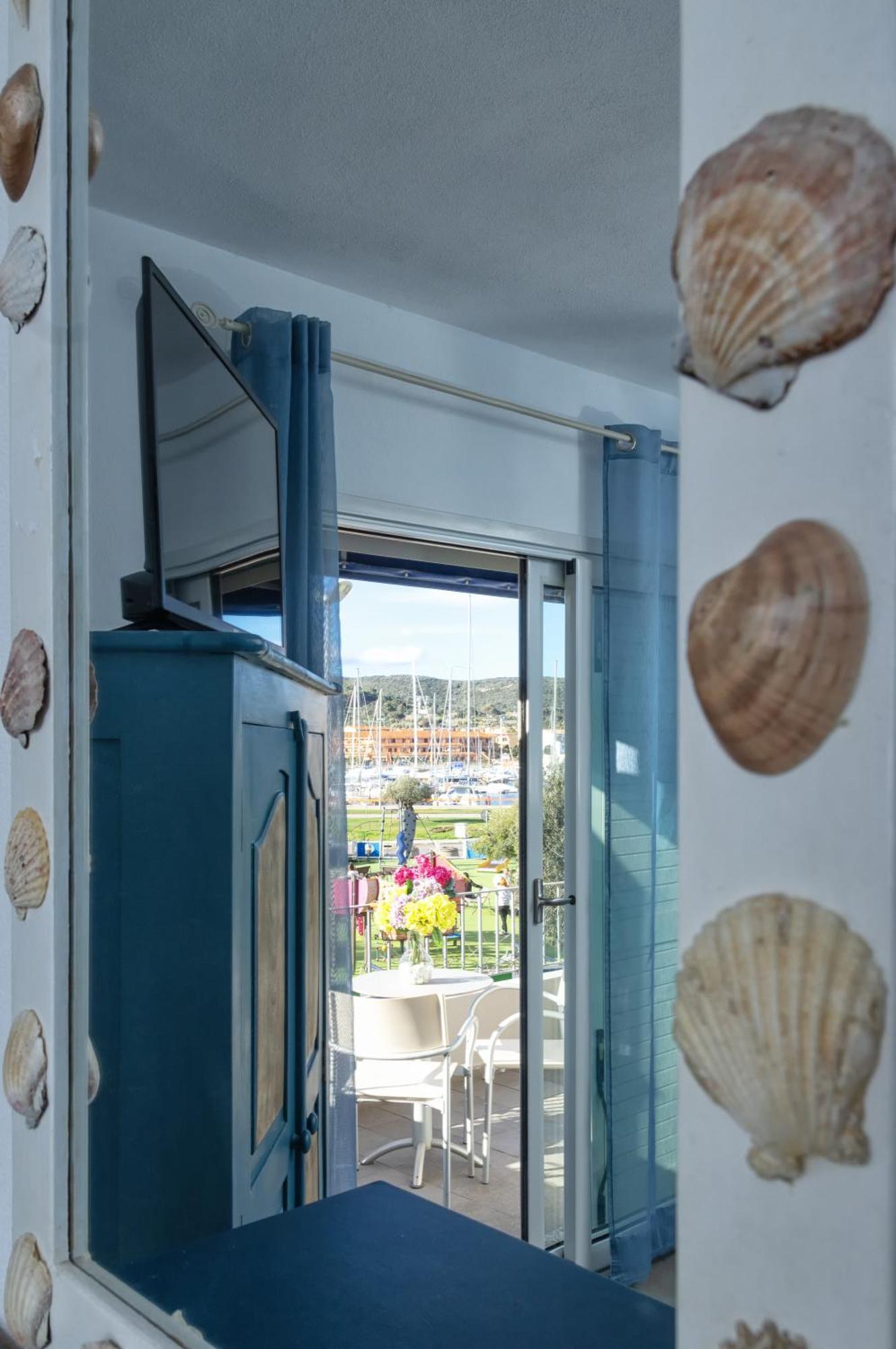 Bassa Prua Bed & Breakfast Palau Dış mekan fotoğraf